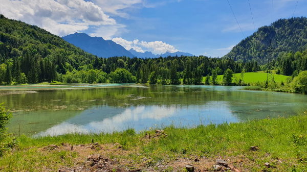 Sachensee mit Karwendel im Hintergrund - © RoRadln - Kurt Schmidt