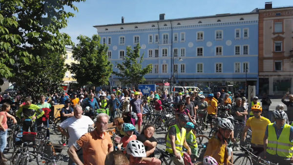 Rad Demo Rosenheim am 11.05.2024 - © RoRadln - Kurt Schmidt