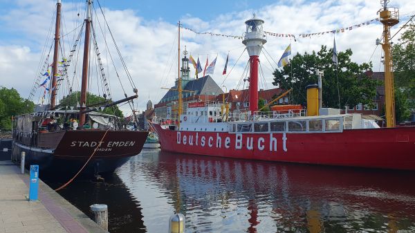 Emder Hafen Ratsdelft - © RoRadln - Kurt Schmidt
