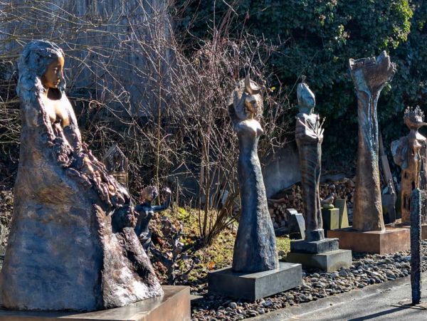 Skulpturengarten von K&uuml;nstlerin Antje Tesche-Mentzen - © RoRadln - Reinhard Rolle
