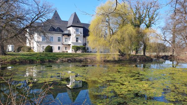 Schloss Pullach - © RoRadln - Kurt Schmidt