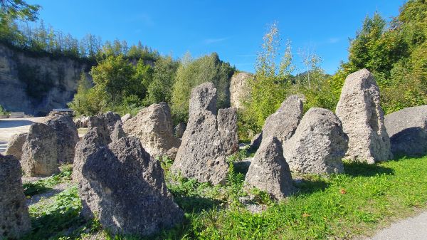 Biber-Steinbruch Feicht - Hinkelsteine - © RoRadln - Kurt Schmidt