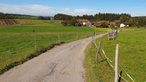 Hemberg - Anzing - © RoRadln - Kurt Schmidt