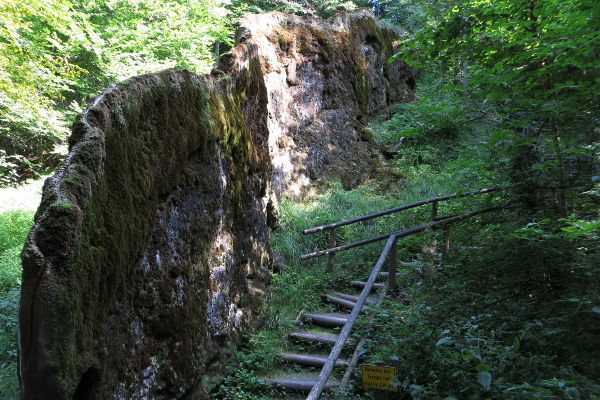 Wachsender Fels von Usterling - Geotope in Bayern - © RoRadln - Kurt Schmidt