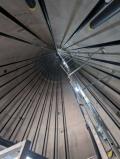 Im Innern des Windrads - Blick nach oben
