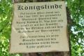 Schild an der K&ouml;nigslinde in Rimsting-Bahnhof